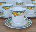 Lot de 9 tasses en porcelaine n°9640