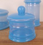 Lot de flacons de toilette en opaline bleue n°9813