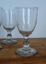 Lot de 9 anciens verres soufflé n°9962