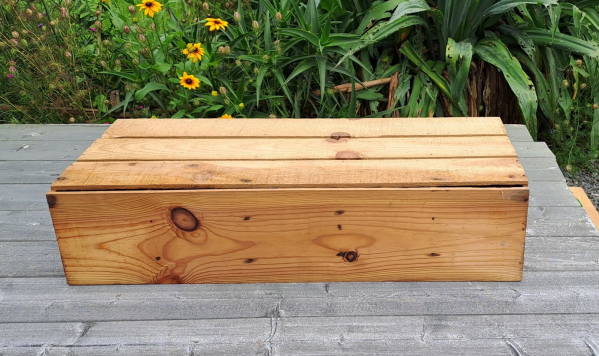 Caisse en bois vintage n°1044