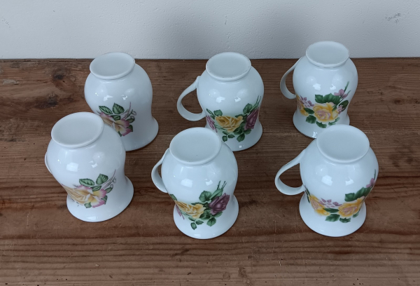 Lot de 6 tasses " Roses " n°2198