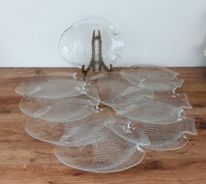 Lot de 9 assiettes vintages en verre Arcoroc / poisson / n°1330