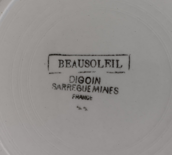 Lot 8 assiettes plates vintages Beausoleil n°1963