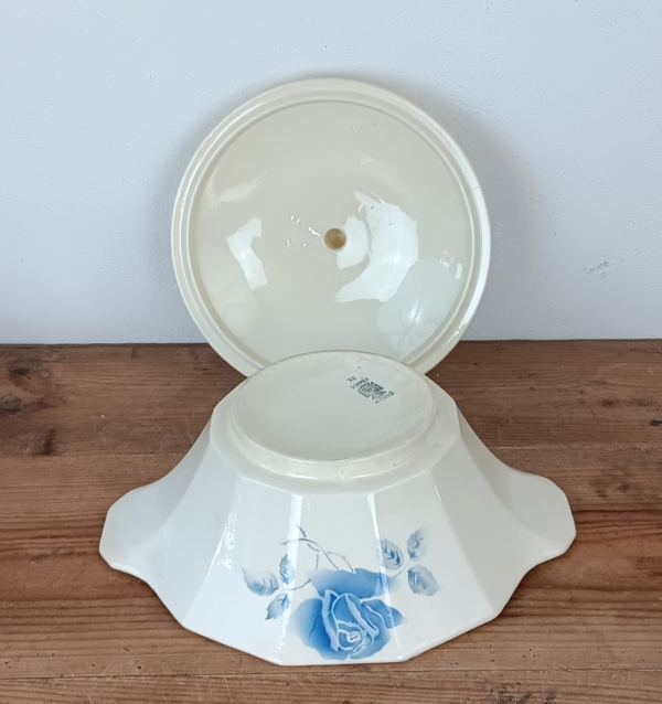 Soupière vintage Digoin Sarreguemines Rose bleue n°1539