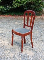 Ancienne chaise en acajou n°1504