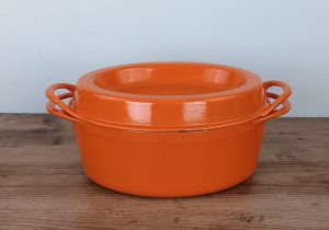 Grande cocotte en fonte vintage n°1585