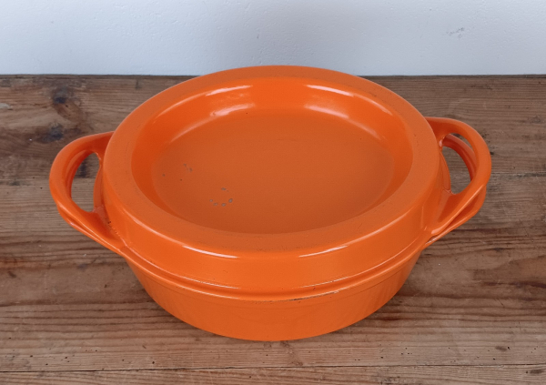 Grande cocotte en fonte vintage n°1585