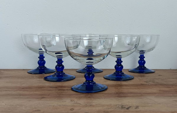 Lot de 6 coupes vintages TOTAL n°1857