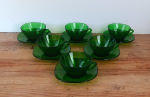 Lot de 6 grandes tasses vintages Vereco n°1812