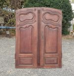 Ancienne paire de portes d'armoire en merisier n°1257