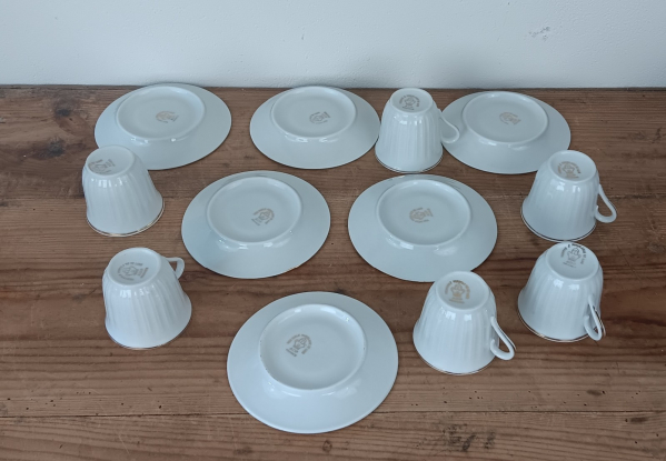 Lot de 6 tasses en porcelaine n°1591