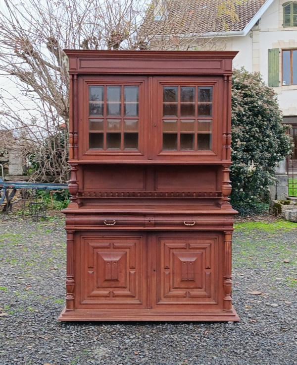 Ancien buffet en noyer n°1700 -1695