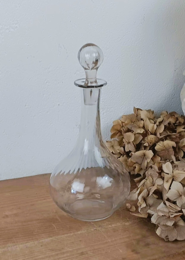 Ancienne carafe en verre soufflé n°1847