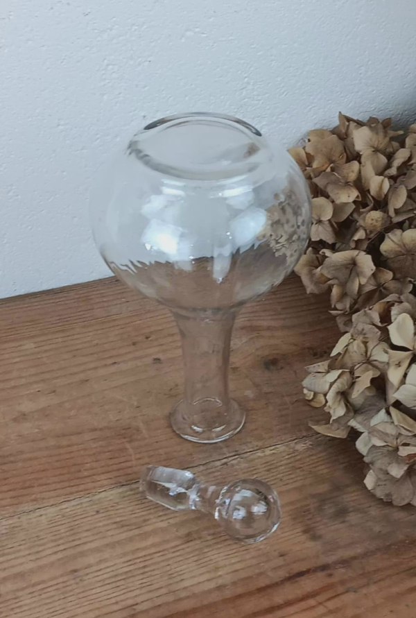 Ancienne carafe en verre soufflé n°1847