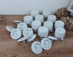 Lot de 10 pots a crème en porcelaine n°2057