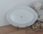 Grand plat ovale en porcelaine n°2111