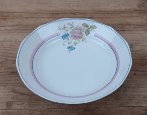 Saladier / Plat en porcelaine n°2061