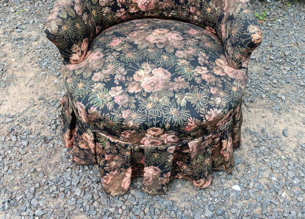 Ancien fauteuil " Crapaud " n°2487