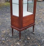 Vitrine style Louis XVI en acajou n°2133