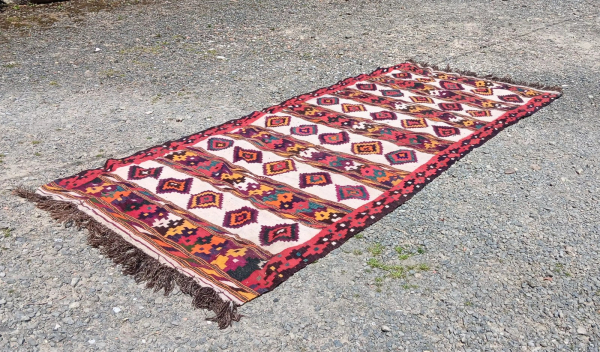 Grand tapis Kilim 150 x 380 cm n°2333