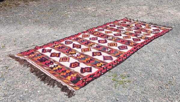 Grand tapis Kilim 150 x 380 cm n°2333