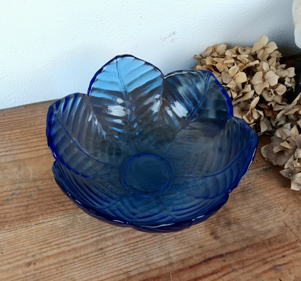 Saladier vintage en verre bleu cobalt n°2791