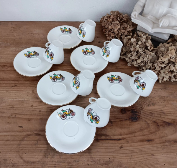 Lot de 6 tasses vintages / Daimler / n°2859