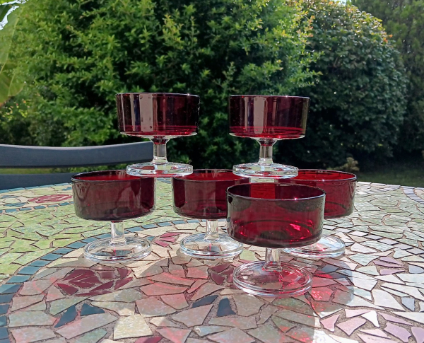 Lot de 6 verres vintages / Verre rouge / n°2882