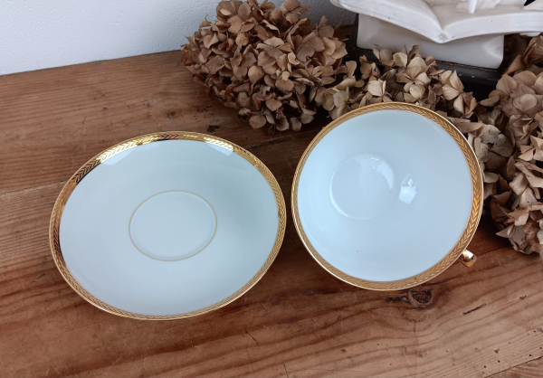 Tasse a petit déjeuner en porcelaine de Limoges n°2847