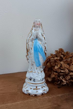 Ancienne vierge en porcelaine n°10080