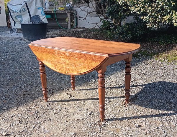 Ancienne table a volet en acajou n°10112