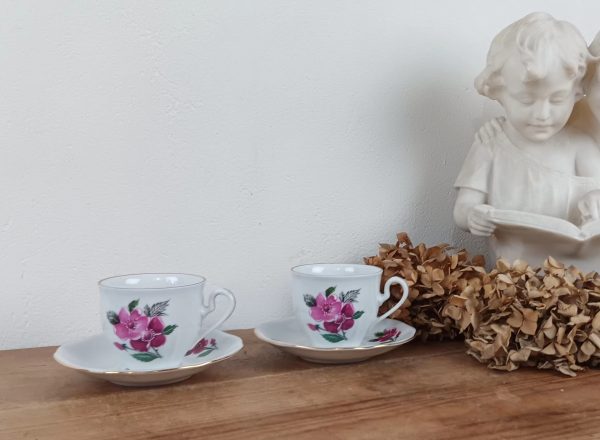 Lot de 2 tasses vintages en porcelaine n°10133