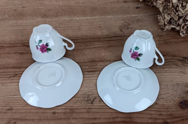 Lot de 2 tasses vintages en porcelaine n°10133