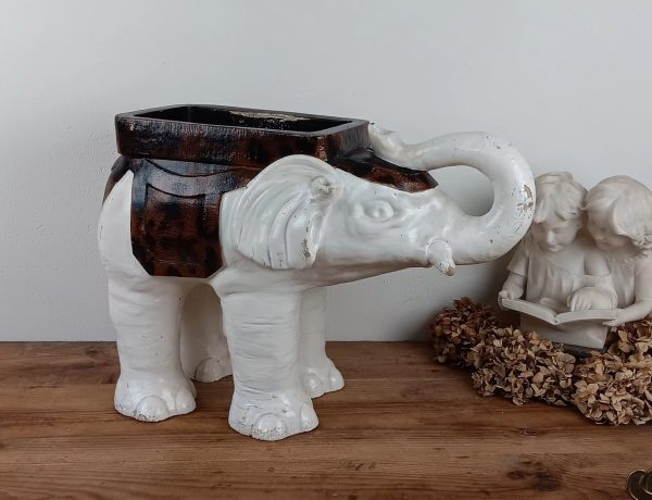 Porte plante / Jardinière / Éléphant / n°10139