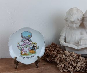 Assiette murale vintage Bergère de France n°10184