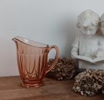 Pichet vintage en verre rose n°10227