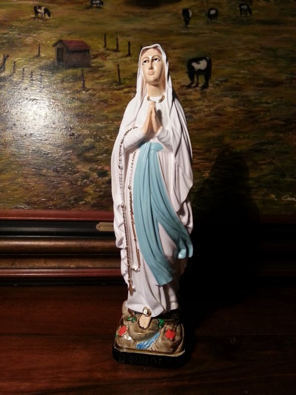 Vierge en plâtre n°272