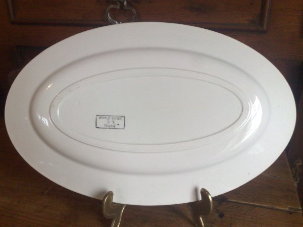 Ancien plat ovale / salins / Avril / n°8000