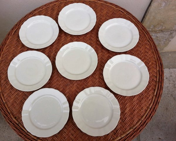 Lot de 8 assiettes a dessert n°3810