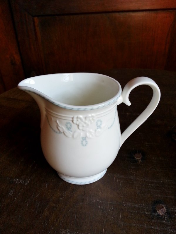 Pot a lait Villeroy et boch Amado n°417