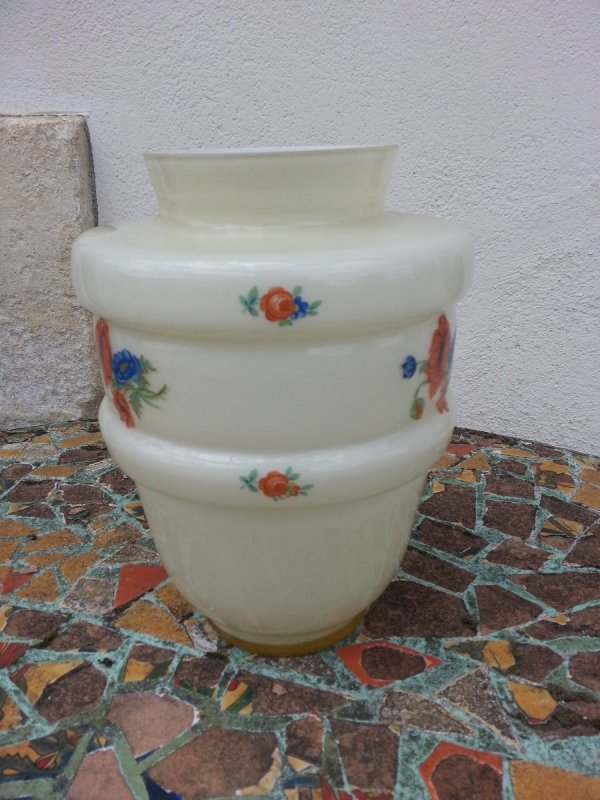 Ancien vase en opaline n°429