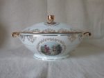 Ancienne soupière / Porcelaine Royal / n°9029