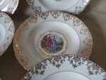 Lot 6 assiettes creuses  / porcelaine royal / n°9024