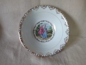 Saladier / porcelaine royal / n°9020