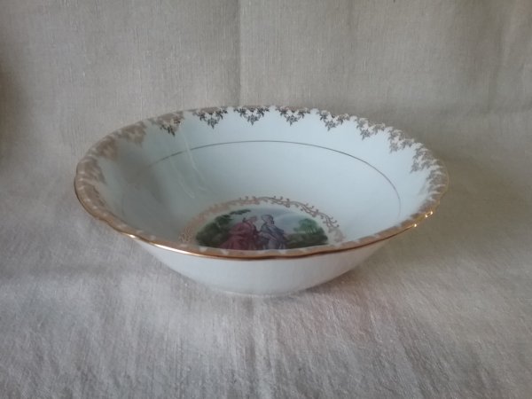 Saladier / porcelaine royal / n°9020