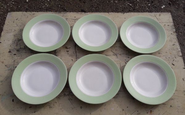 Lot 6 assiettes a soupe / Vintage / Vert / n°3708