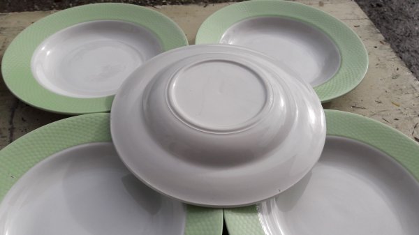 Lot 6 assiettes a soupe / Vintage / Vert / n°3708