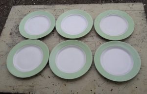 Lot 6 assiettes plates  / Vintage / Vert / n°3763