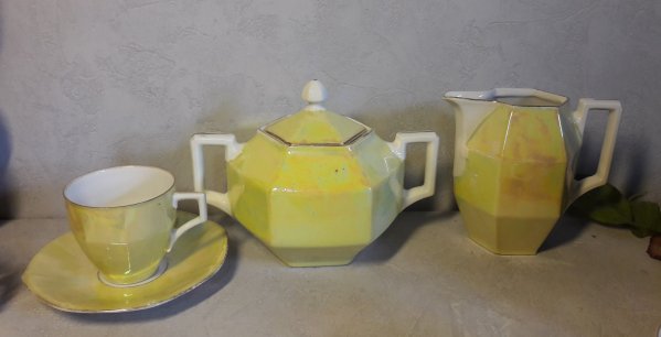 Service a café vintage / Jaune / Porcelaine / n°5097