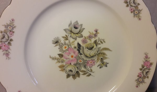 Assiette plate / Vintage / Bavaria / n°5470